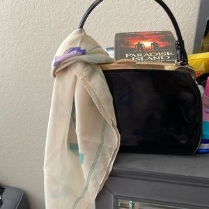 Vintage purse with removable scarf